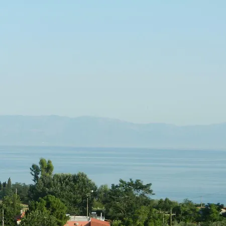 Aspri Ammos House