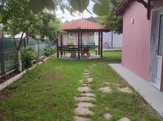 Aspri Ammos House